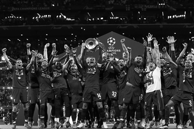 格罗斯谈重返布莱顿：我有几个选择