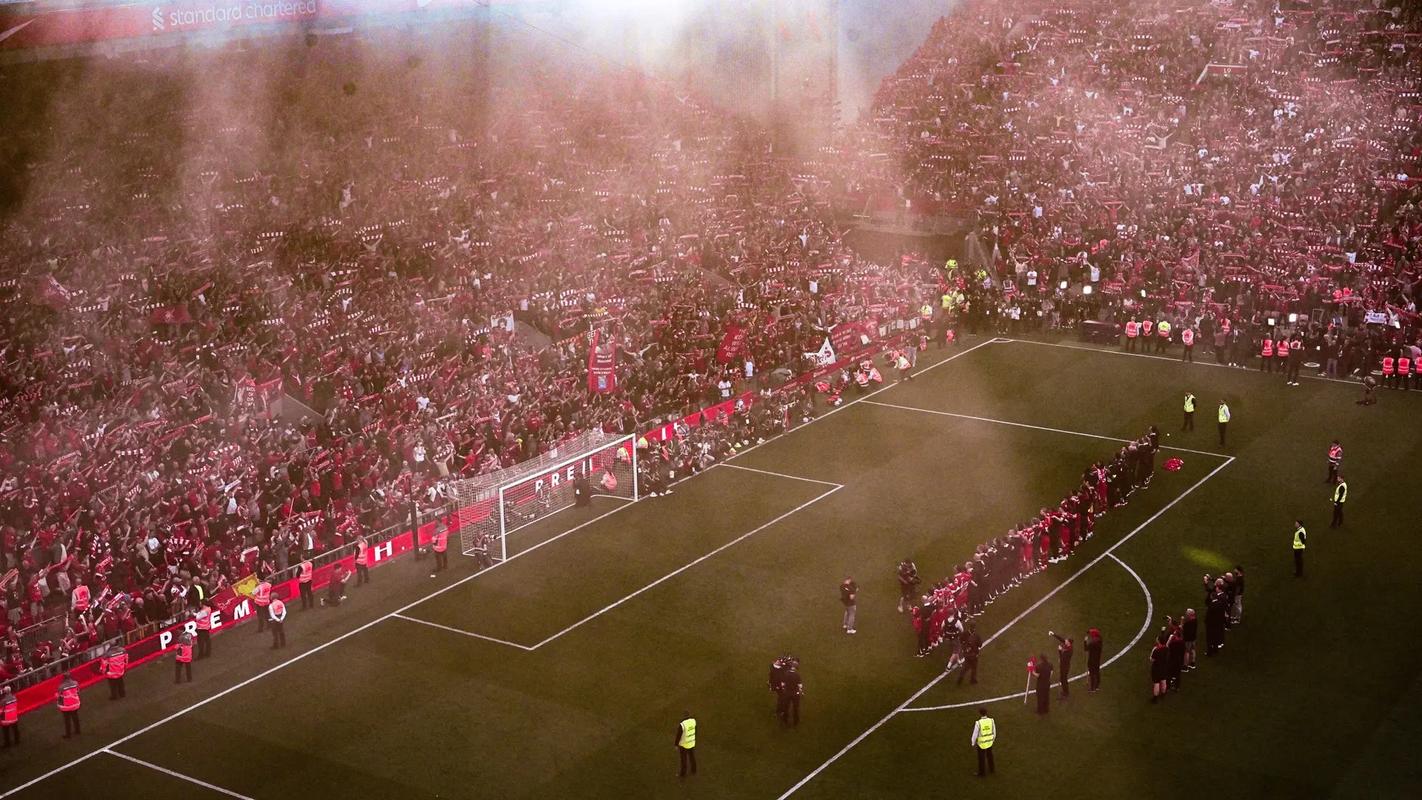 巴恩斯利主帅：索博有点不尊重，对强队或欧冠他不该这样