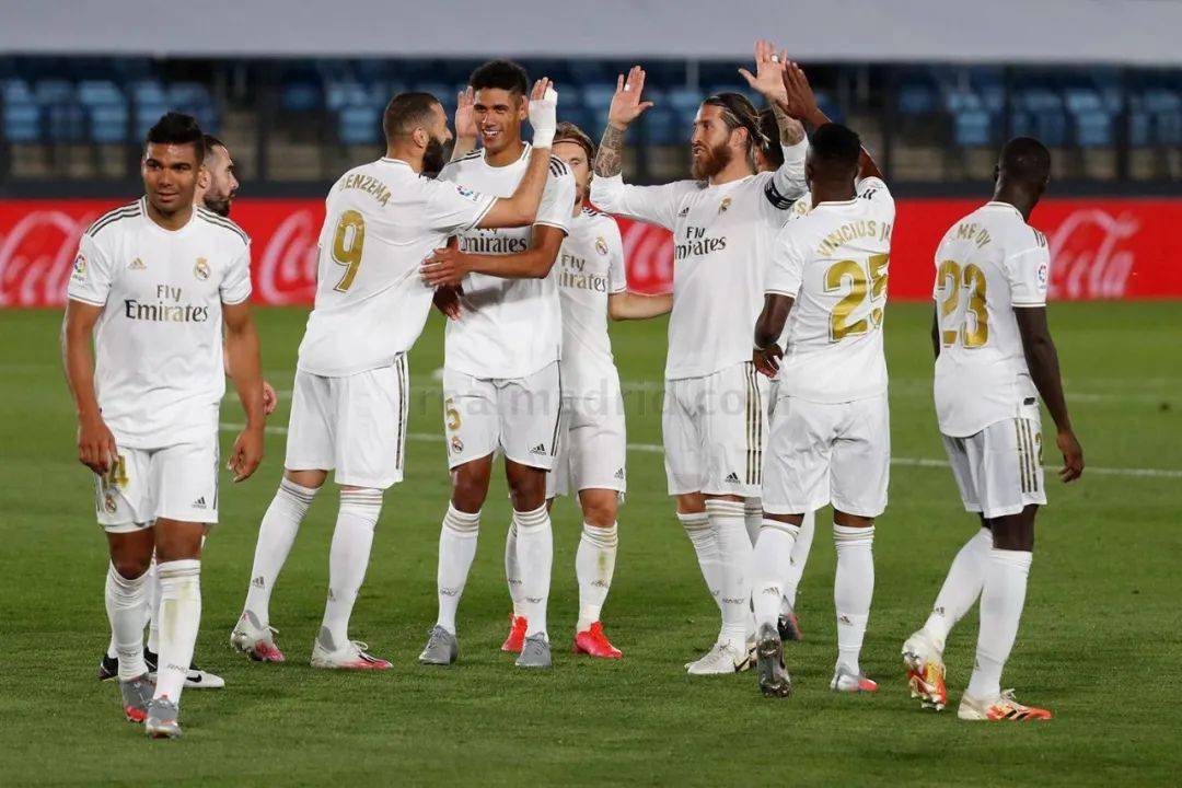 LOL：AL零封BLG战队晋级败决，全华班止步四强，Bin欺骗了观众