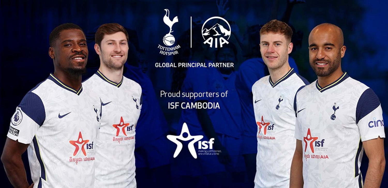 热火与公牛比赛因场地湿滑推迟开球：联合中心地板湿气导致开球时间大幅延后