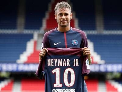 10分钟全能表现 杨瀚森受限战术安排 教练指挥失当引质疑